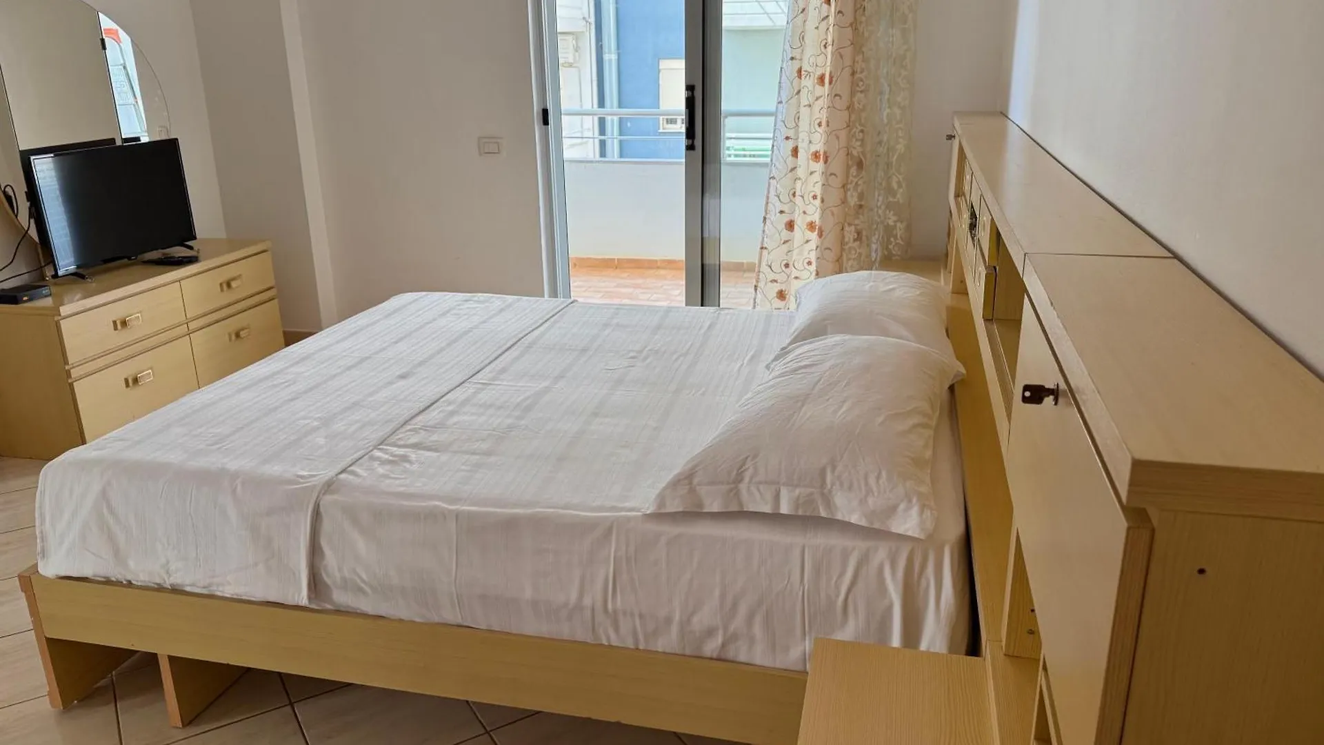 Southcoast Apartments Vlorë